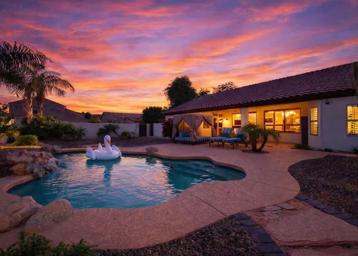 Arabian Nights - Private Pool - Hot Tub - Games!