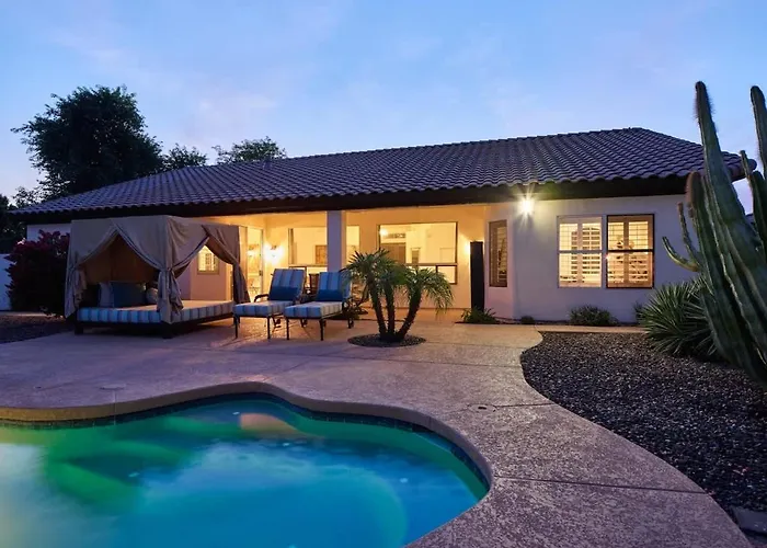 Arabian Nights - Private Pool - Hot Tub - Games! Holiday home