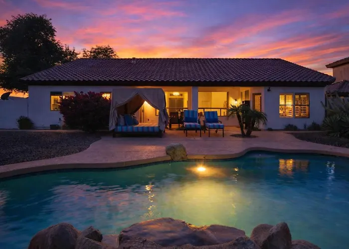 Holiday home Arabian Nights - Private Pool - Hot Tub - Games! *